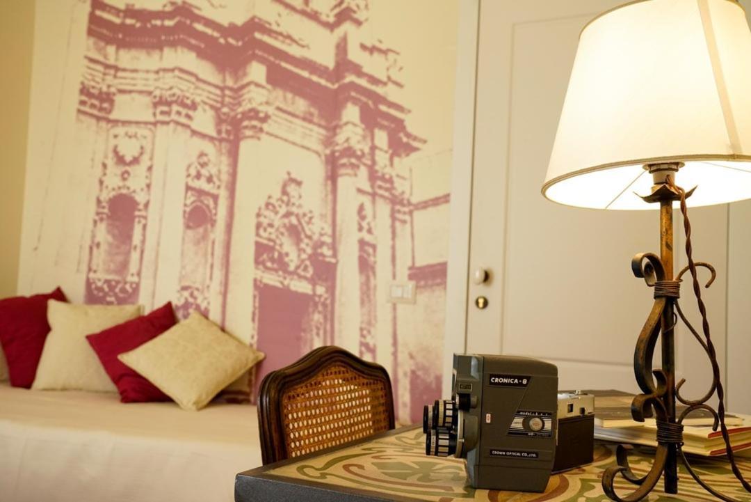 B&B I Sei Volti Lecce Bagian luar foto