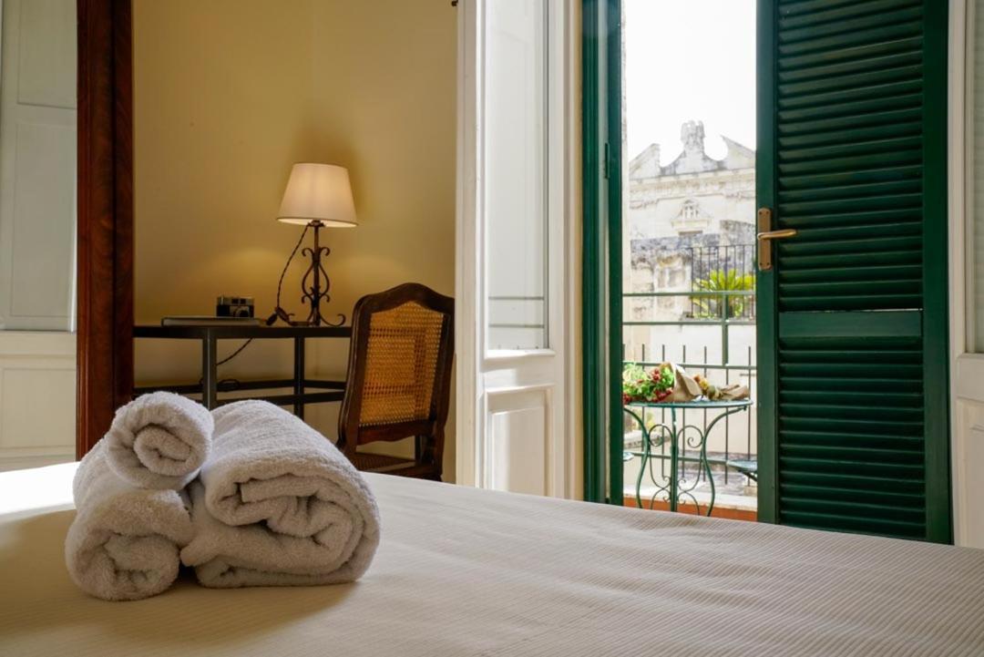 B&B I Sei Volti Lecce Bagian luar foto